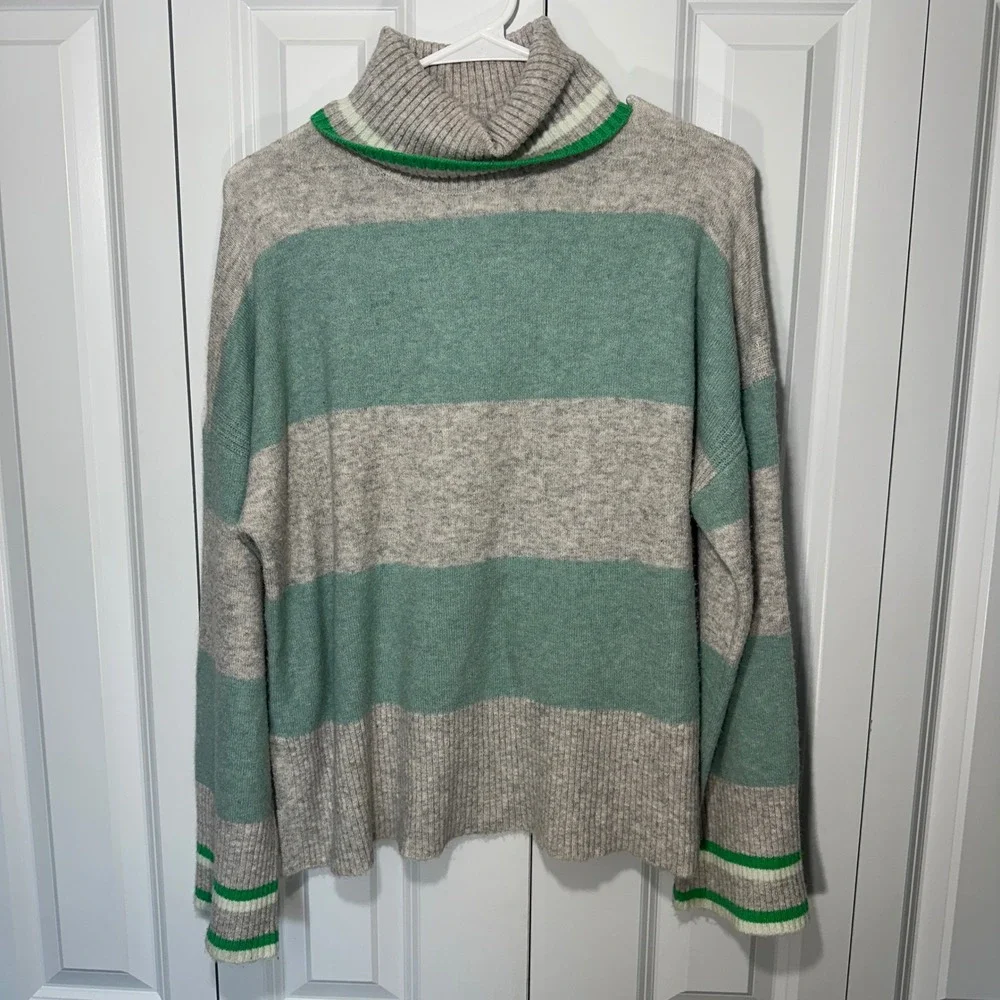 J. Crew Striped Turtleneck Sweater Supersoft Yarn Women Medium Grey Green Merino